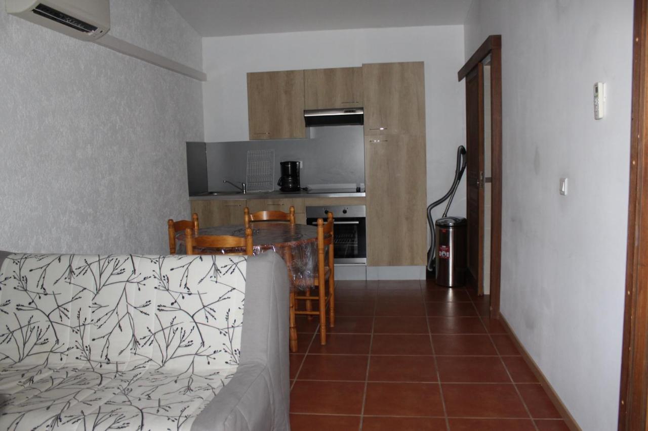 Mas Des Oliviers Apartment Saint-Esteve  Ngoại thất bức ảnh